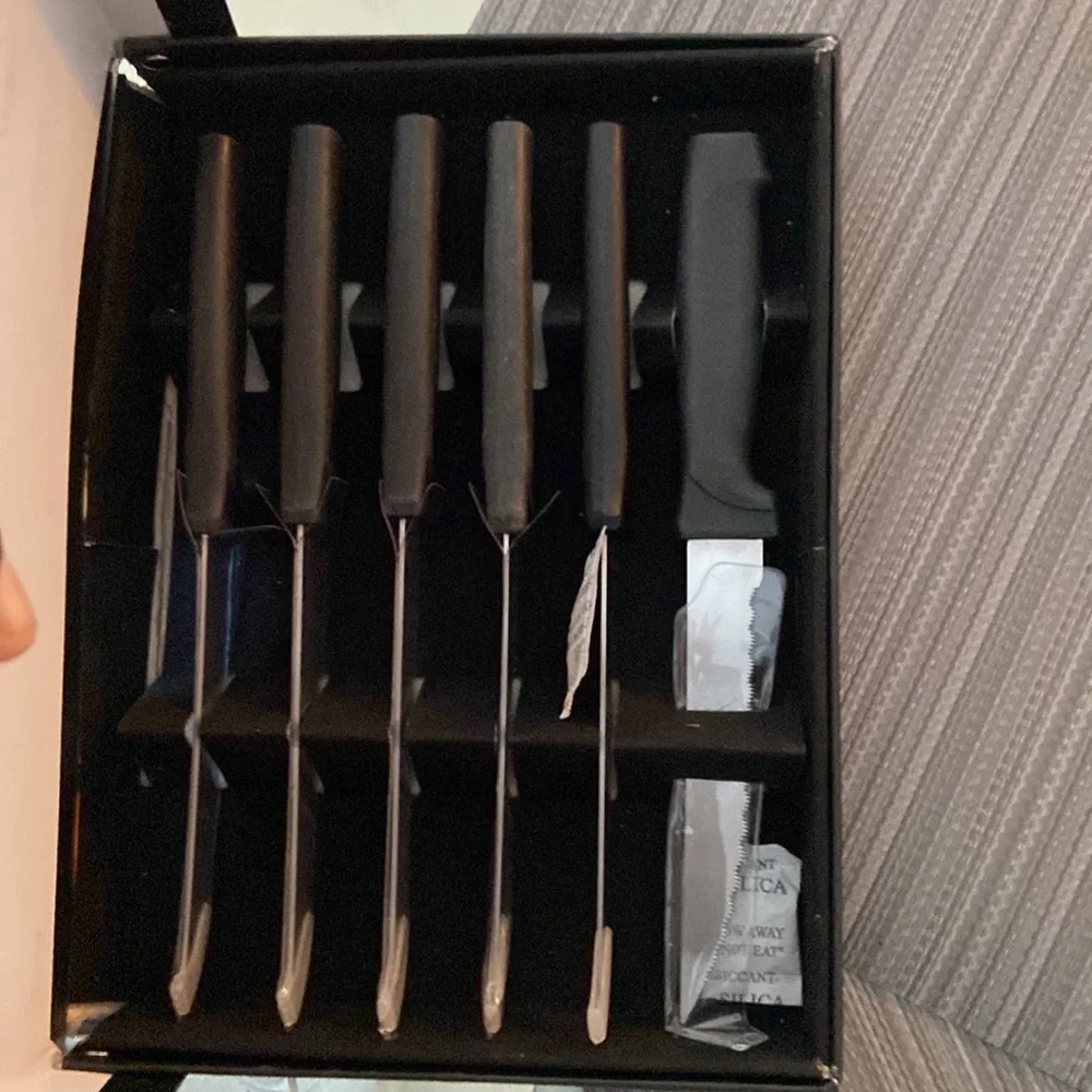 Master Class Steak Knives